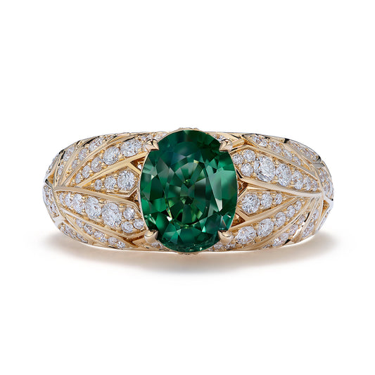 Alexandrite Ring with D Flawless Diamonds set in 18K Yellow Gold