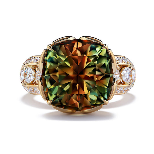 Zultanite Ring with D Flawless Diamonds set in 18K Yellow Gold