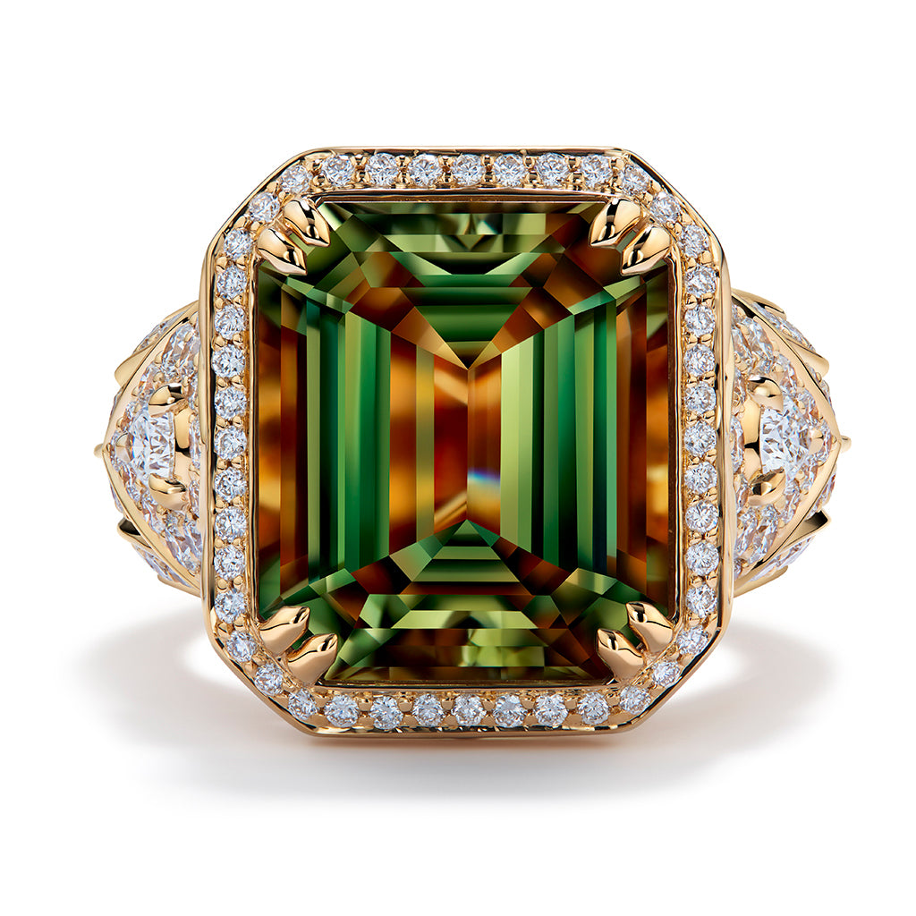 Zultanite Ring with D Flawless Diamonds set in 18K Yellow Gold