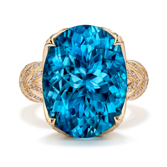 Santa Maria Aquamarine Ring with D Flawless Diamonds set in 18K Yellow Gold