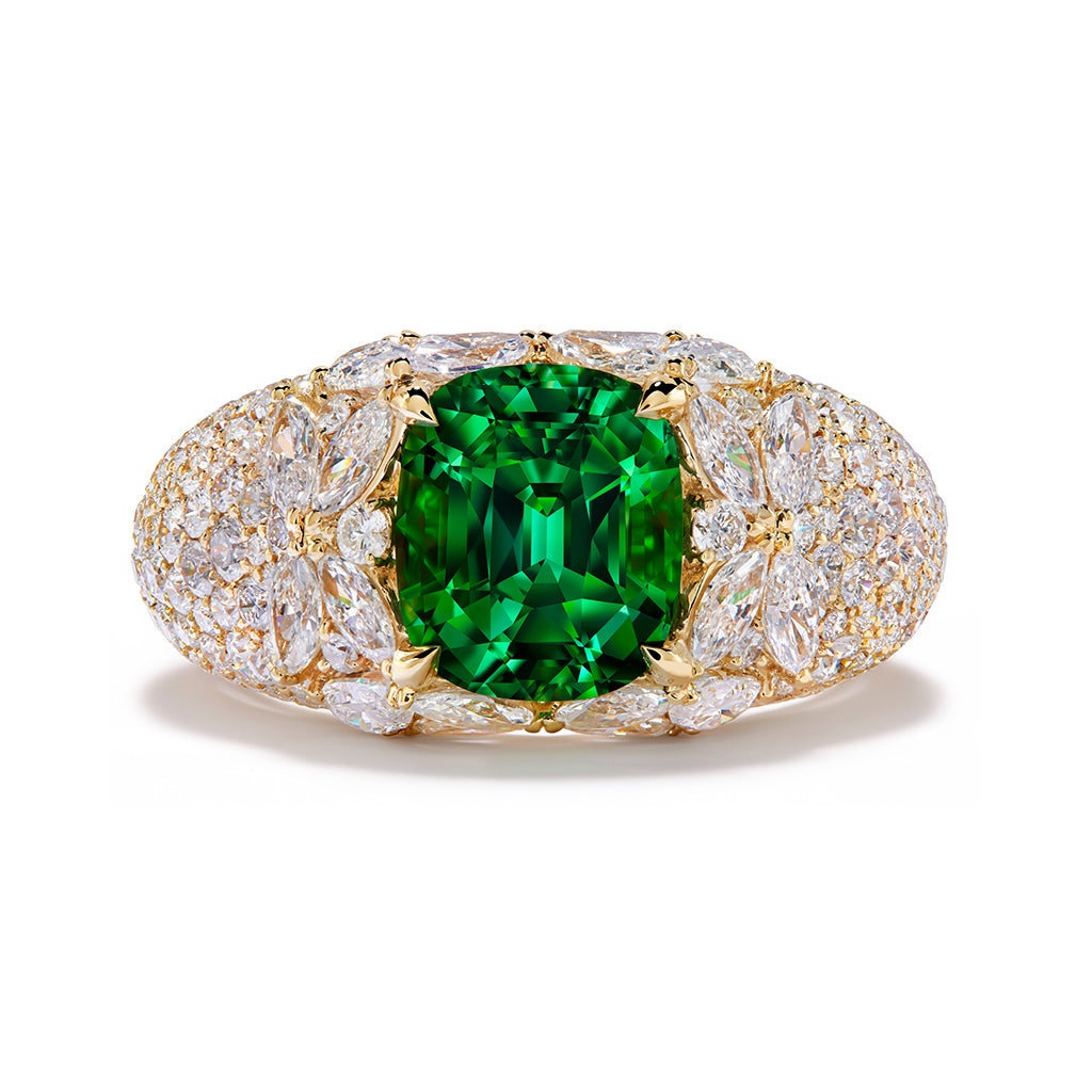 Neon Tsavorite Ring with D Flawless Diamonds set in 18K Yellow Gold