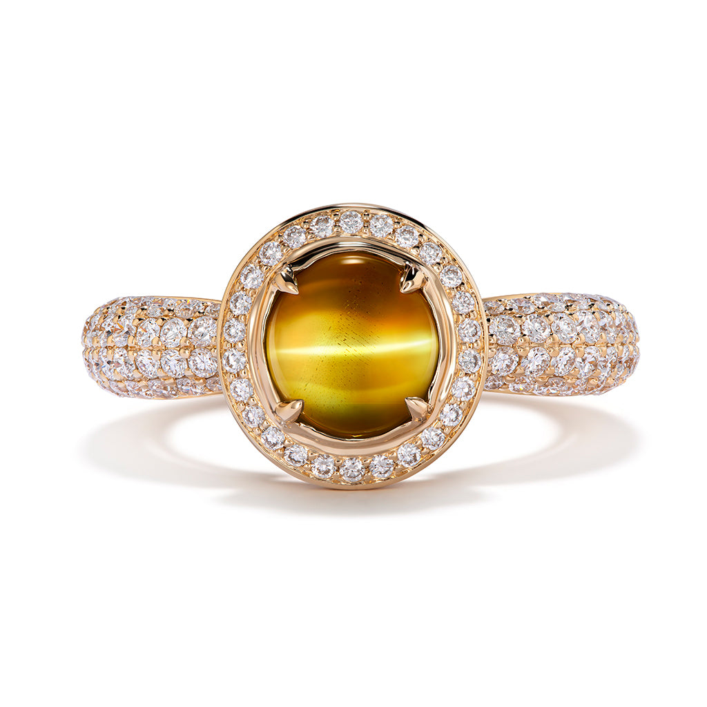 Ceylon Milk And Honey Cat Eye Chrysoberyl Ring with D Flawless Diamonds set in 18K Yellow Gold