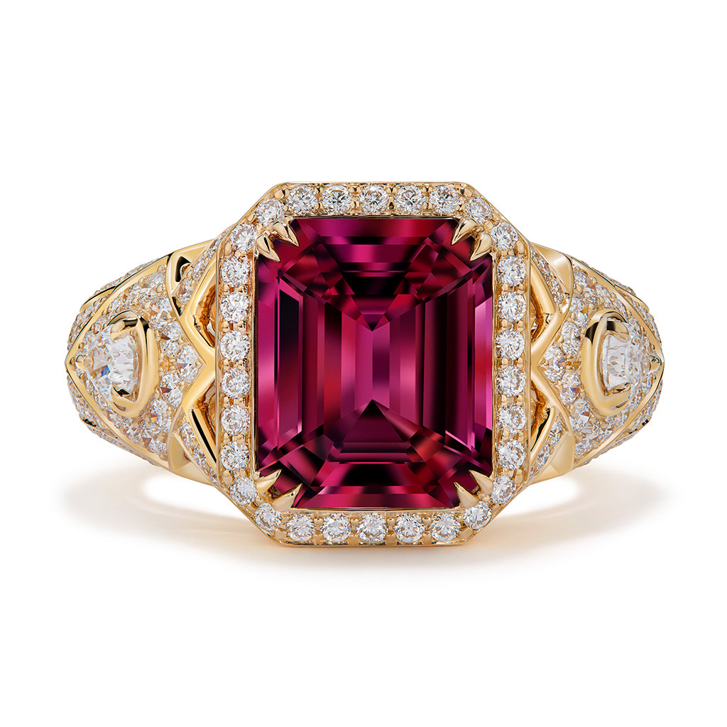 Burmese Spinel Ring with D Flawless Diamonds set in 18K Yellow Gold