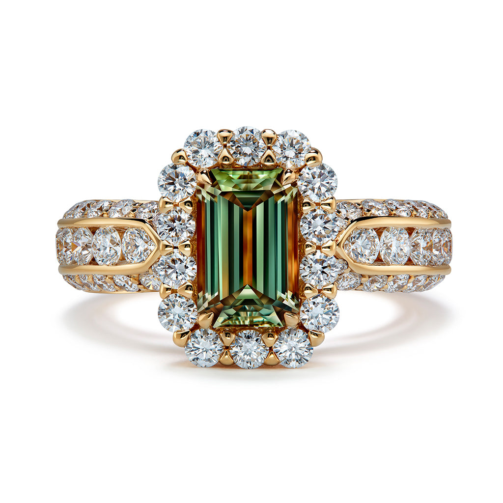 Zultanite Ring with D Flawless Diamonds set in 18K Yellow Gold