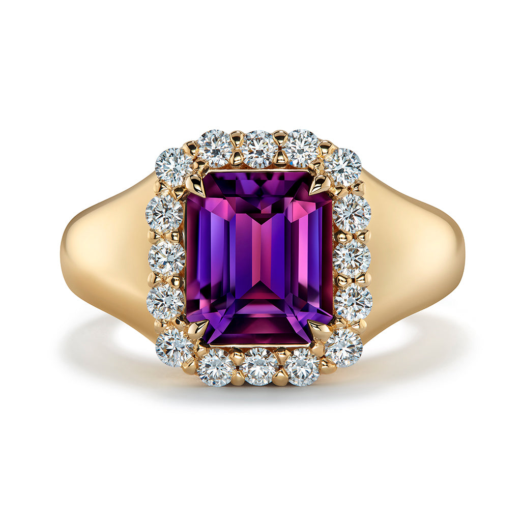 Ceylon Vivid Purple Spinel Ring with D Flawless Diamonds set in 18K Yellow Gold