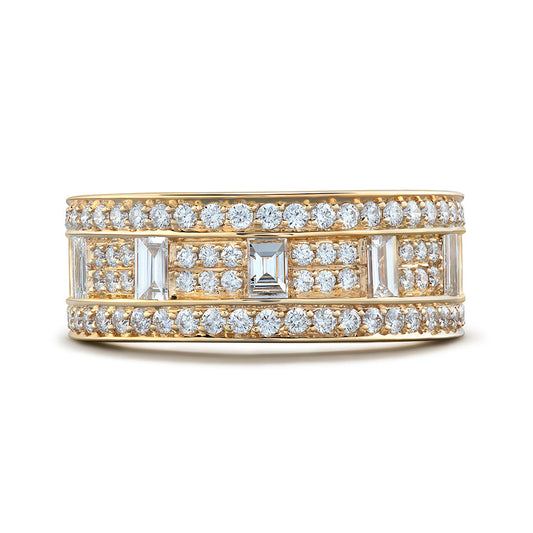 D Flawless Diamond Ring set in 18K Yellow Gold