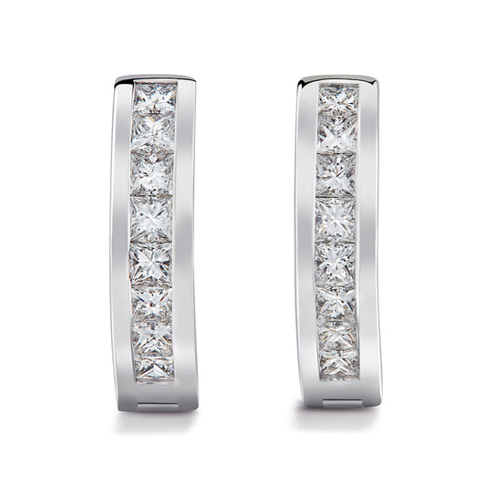 D Flawless Diamond Earrings set in 18K White Gold