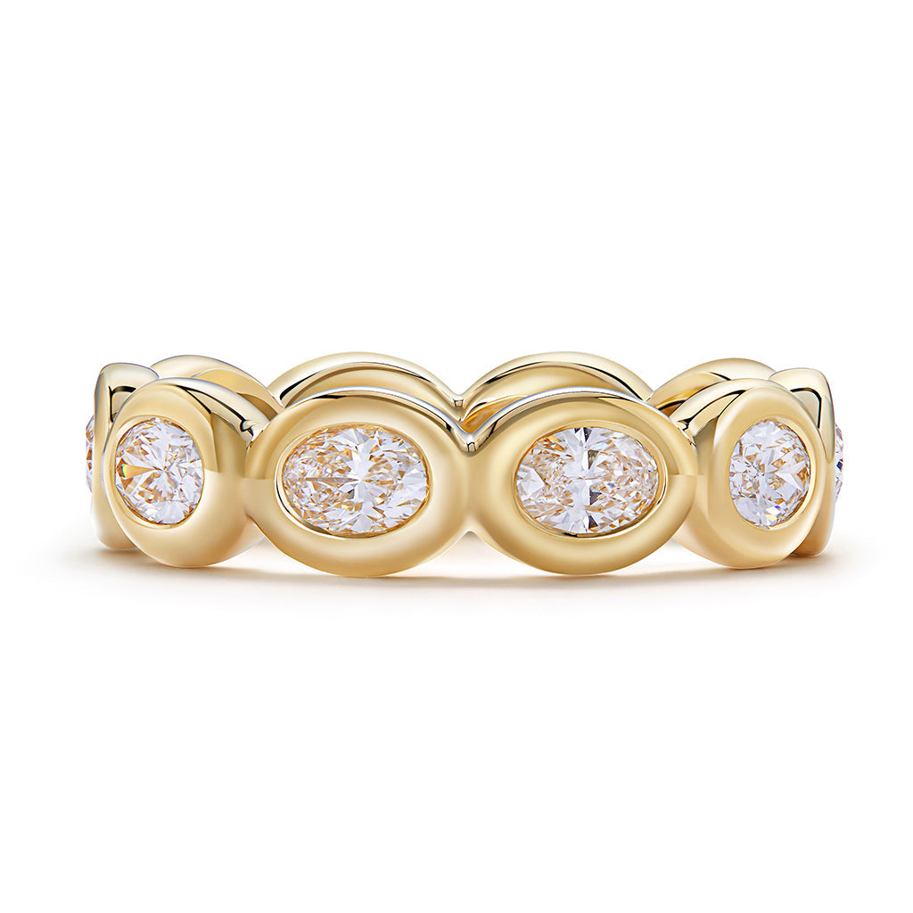 D Flawless Diamond Ring set in 18K Yellow Gold