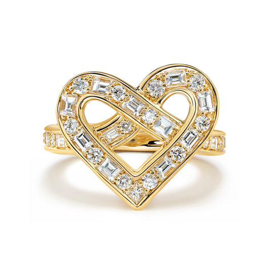 D Flawless Diamond Ring set in 18K Yellow Gold