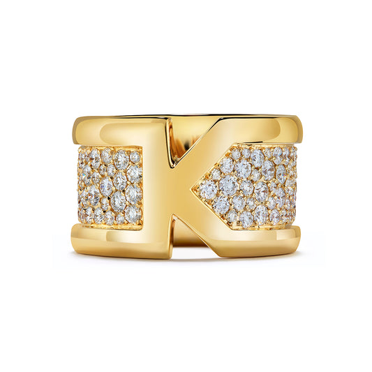 D Flawless Diamond Ring set in 18K Yellow Gold