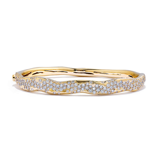 D Flawless Diamond Bangle set in 18K Yellow Gold