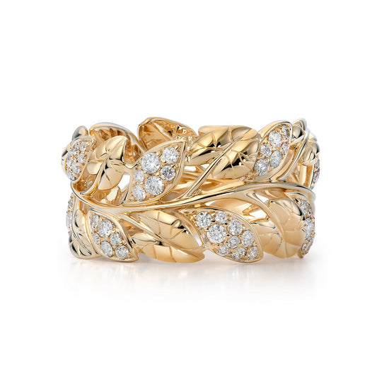 D Flawless Diamond Ring set in 18K Yellow Gold