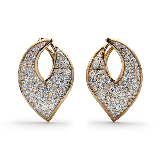 D Flawless Diamond Earrings set in 18K Yellow Gold