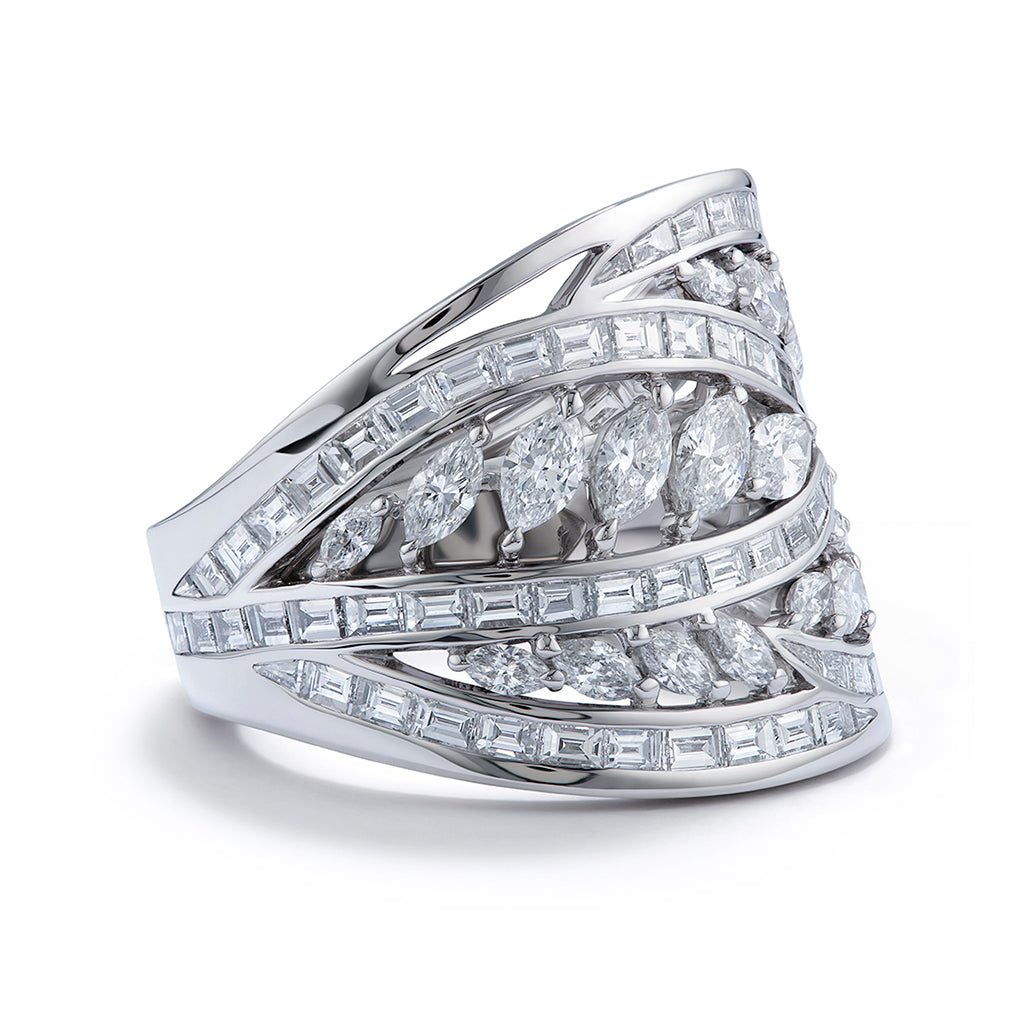 D Flawless Diamond Ring set in 18K White Gold