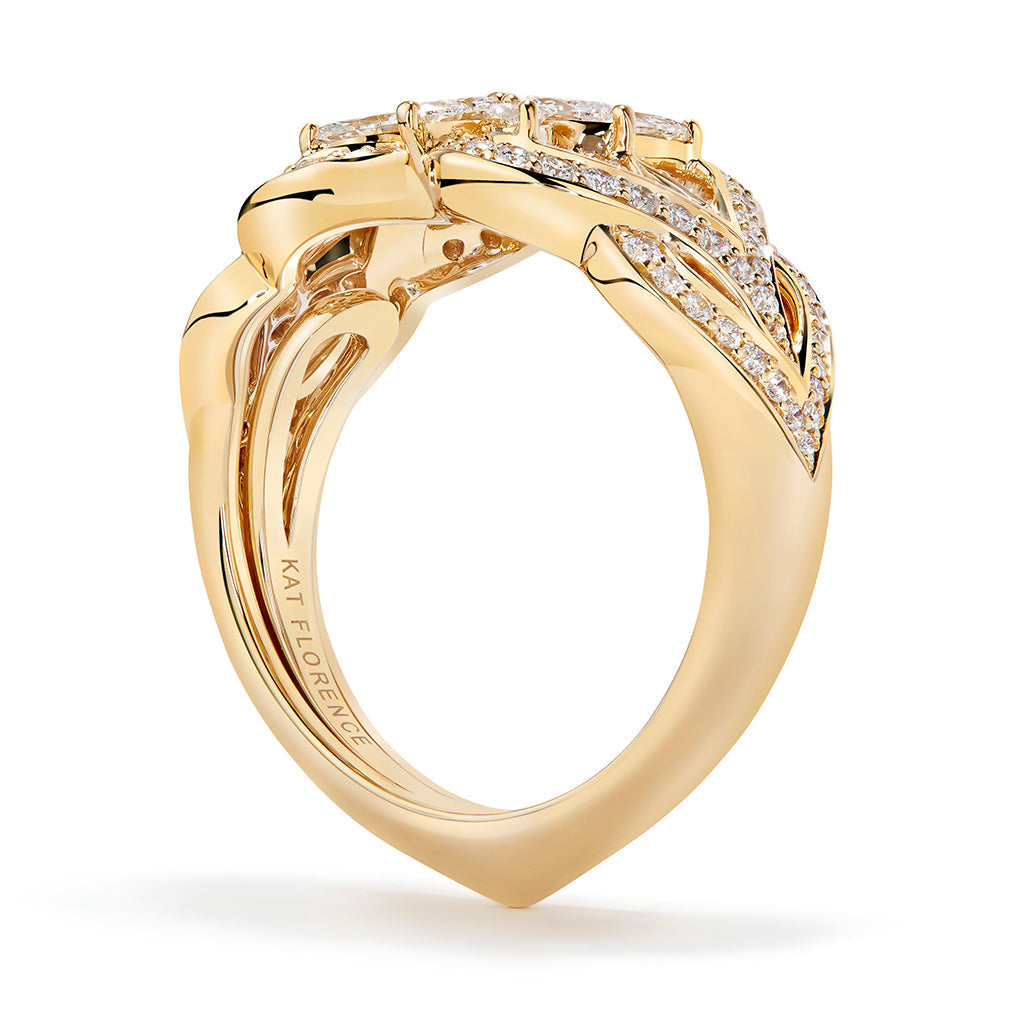 D Flawless Diamond Ring set in 18K Yellow Gold